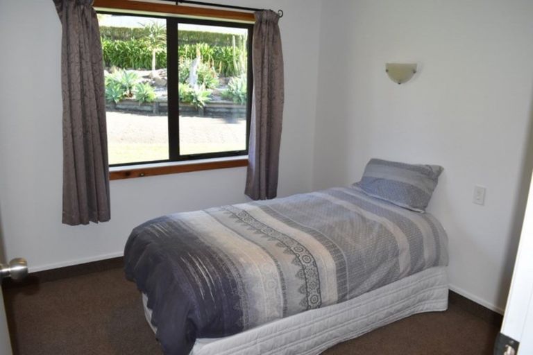 Photo of property in 8 Brenton Place, Whangamata, 3691