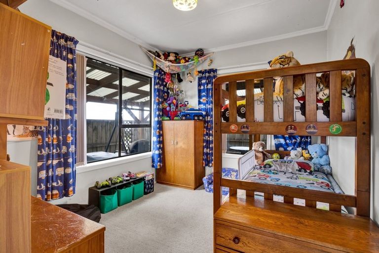 Photo of property in 20 Cutfield Street, Inglewood, 4330