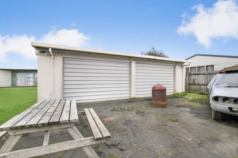 Photo of property in 78 Helvetia Road, Pukekohe, 2120