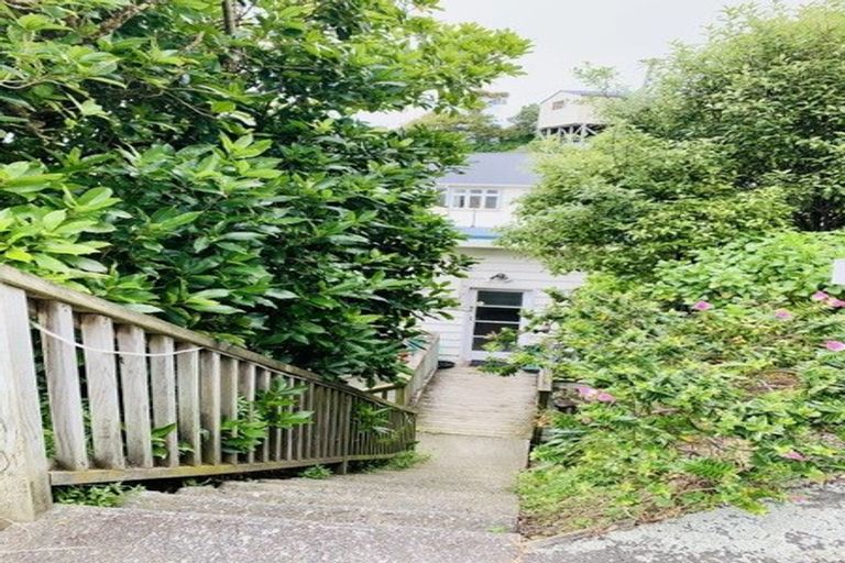 Photo of property in 95 Duncan Terrace, Kilbirnie, Wellington, 6022