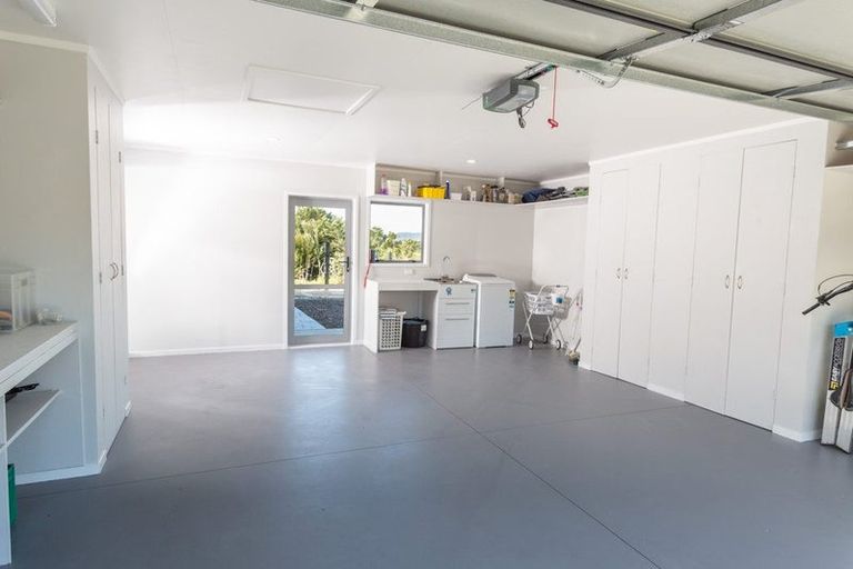 Photo of property in 108 Stratford Drive, Cable Bay, 0420