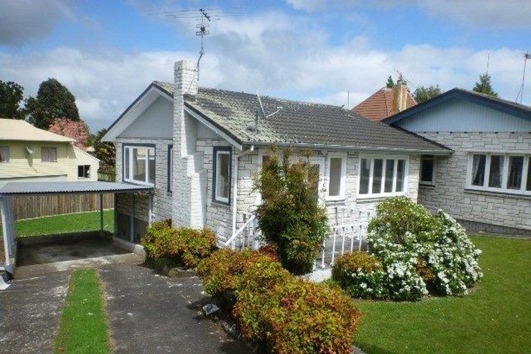 Photo of property in 63a Great South Road, Manurewa, Auckland, 2102