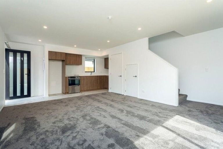Photo of property in 3/216 Worcester Street, Christchurch Central, Christchurch, 8011