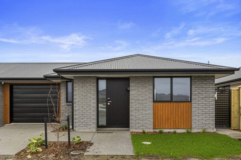 Photo of property in 2 Kekewai Place, Halswell, Christchurch, 8025