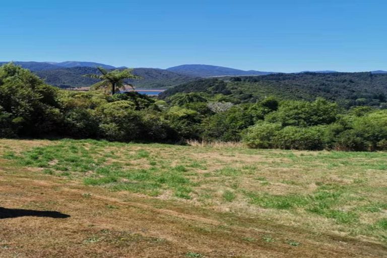 Photo of property in 81 Mount Marua Way, Timberlea, Upper Hutt, 5018