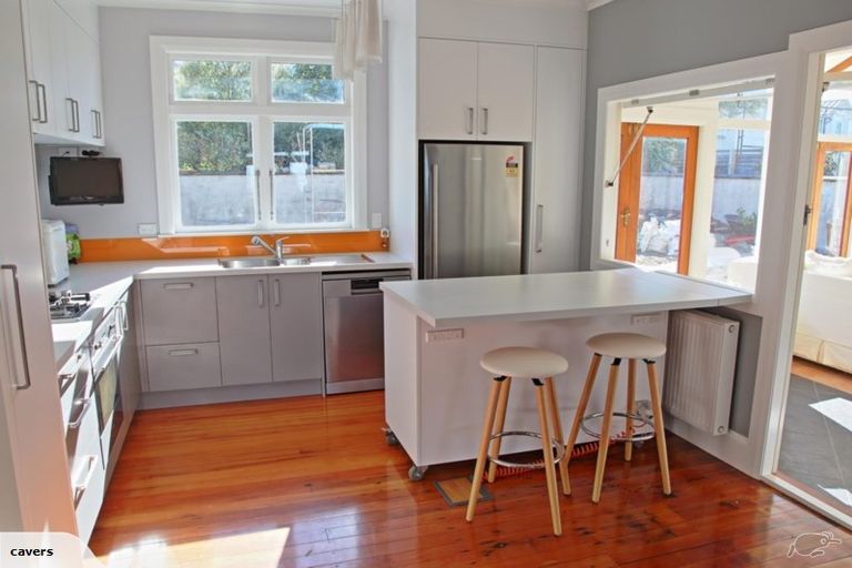 Photo of property in 117 Priestley Terrace, Bluff Hill, Napier, 4110