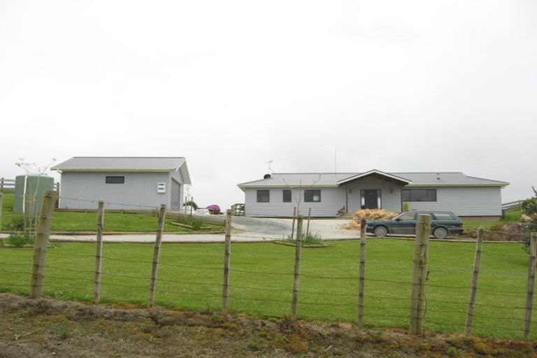 Photo of property in 253 Worthington Road, Wellsford, 0974