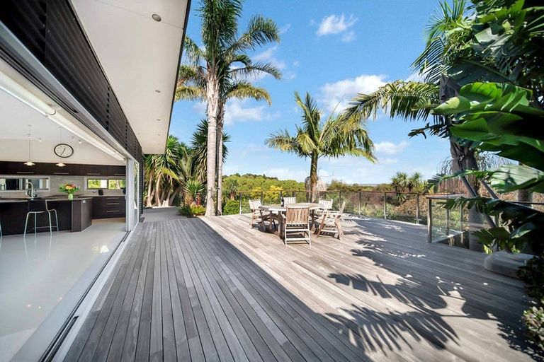 Photo of property in 269 Kaipara Road, Papakura, 2582