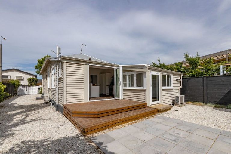 Photo of property in 1051 Colombo Street, St Albans, Christchurch, 8014