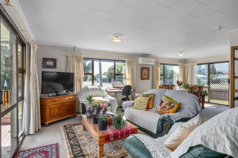 Photo of property in 15 Mowat Street, Springlands, Blenheim, 7201