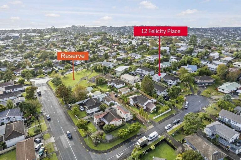 Photo of property in 12 Felicity Place, Unsworth Heights, Auckland, 0632