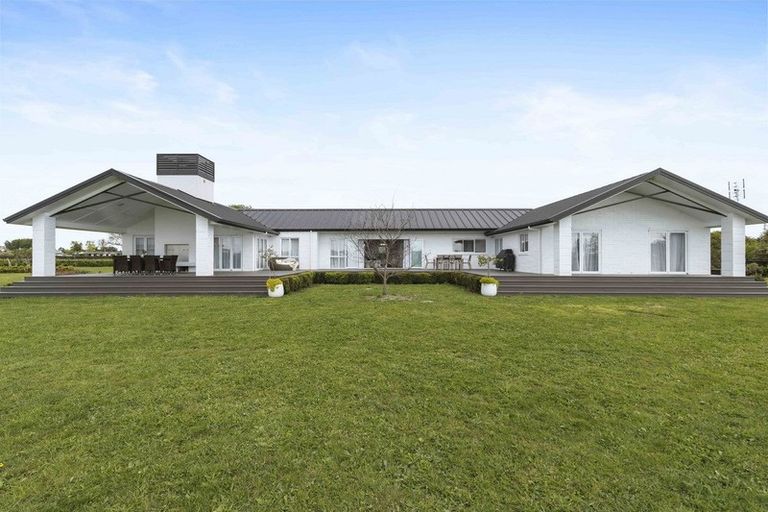 Photo of property in 27c Marshmeadow Road, Newstead, Hamilton, 3286