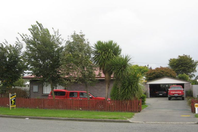 Photo of property in 64 Moore Street, Rolleston, 7614
