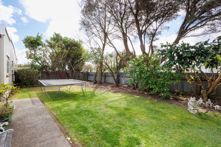 Photo of property in 111 Victoria Avenue, Hokowhitu, Palmerston North, 4410