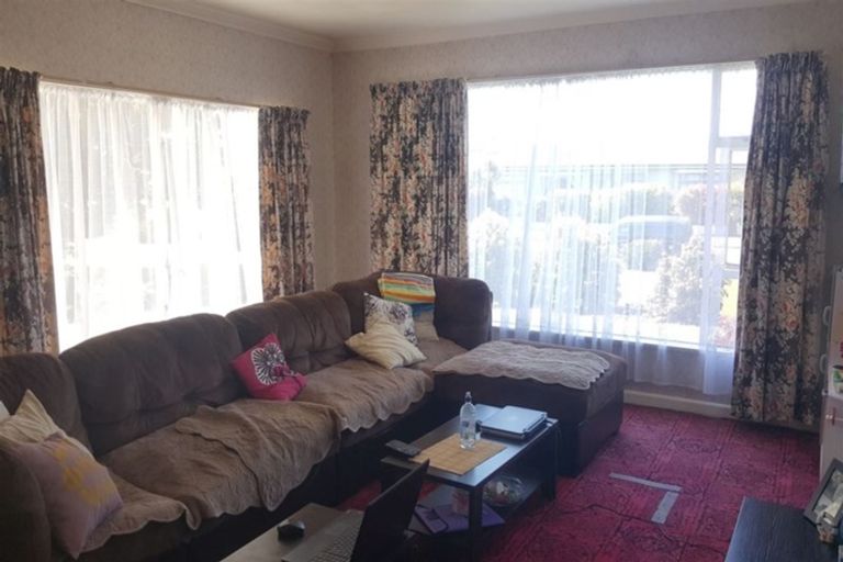 Photo of property in 70 Shearman Street, Waimate, 7924