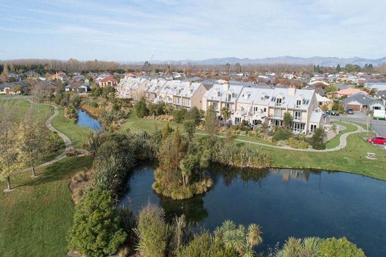 Photo of property in 42 Beechwood Drive, Northwood, Christchurch, 8051