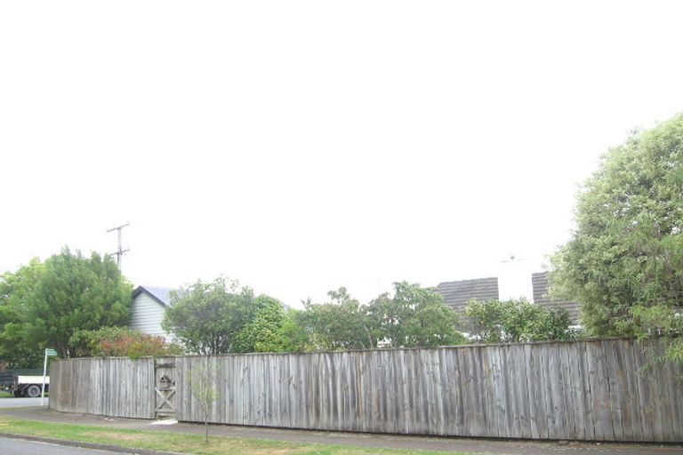 Photo of property in 2 Mccurdy Street, Elderslea, Upper Hutt, 5018