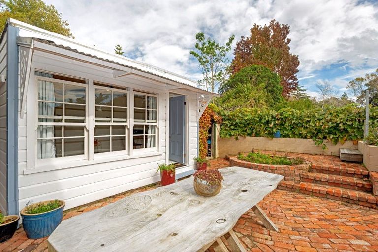 Photo of property in 53 Grant Road, Whataupoko, Gisborne, 4010