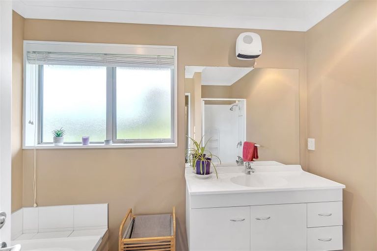 Photo of property in 2/1690 Hoskyns Road, Kirwee, Darfield, 7571