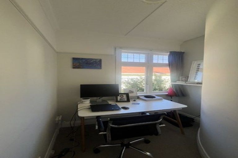 Photo of property in 33 Donald Street, Karori, Wellington, 6012