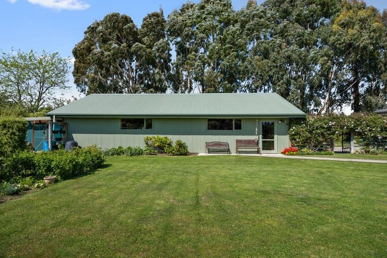 Photo of property in 30 Macdonalds Lane, Waikuku, Rangiora, 7473