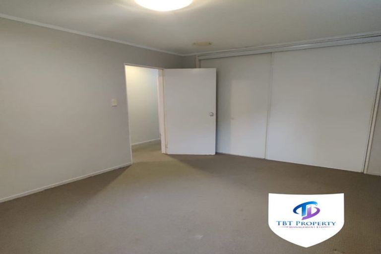 Photo of property in 21 Hakea Place, Totara Heights, Auckland, 2105