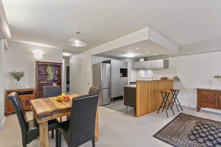 Photo of property in St Pauls Apartments, 73/43 Mulgrave Street, Thorndon, Wellington, 6011