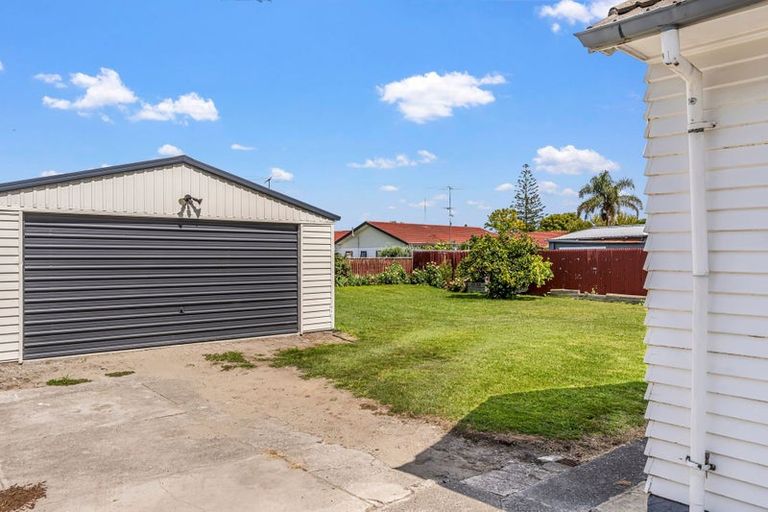 Photo of property in 24 Churchill Crescent, Te Hapara, Gisborne, 4010