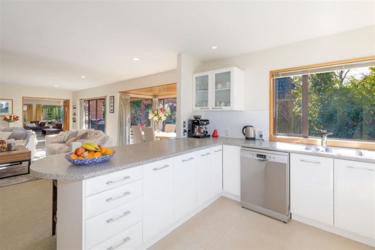 Photo of property in 23 Ilam Park Place, Ilam, Christchurch, 8041