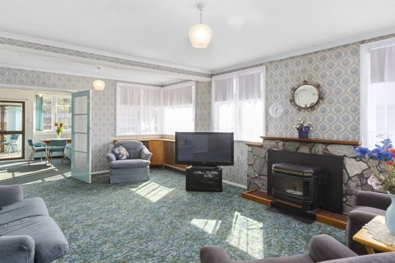 Photo of property in 172 Kaikorai Valley Road, Bradford, Dunedin, 9011