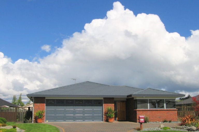 Photo of property in 16 Duggan Drive, Owhata, Rotorua, 3010
