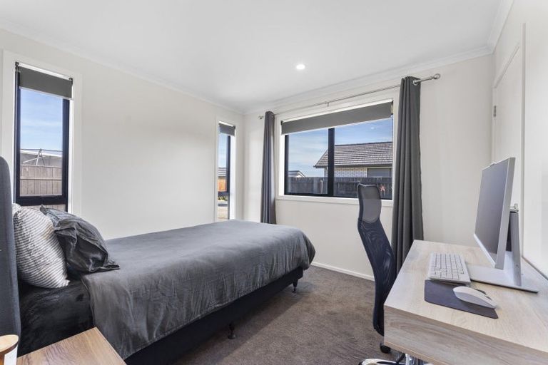 Photo of property in 68 Hinemoa Street, Levin, 5510