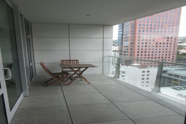 Photo of property in Chews Lane Apartments, 15d/9 Chews Lane, Wellington Central, Wellington, 6011