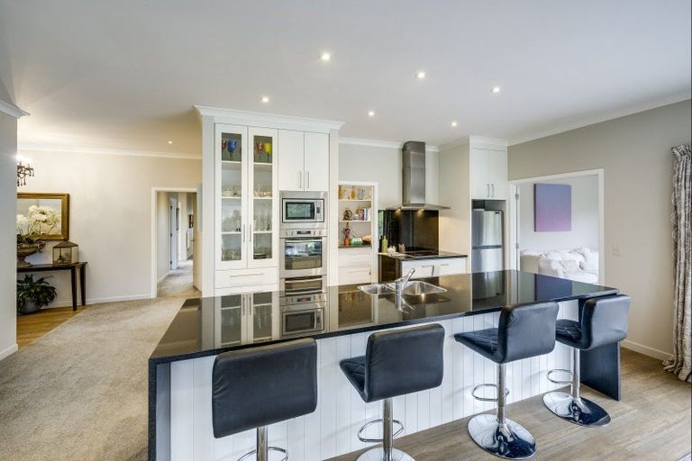 Photo of property in 254 Blackbarn Road, Havelock North, 4294