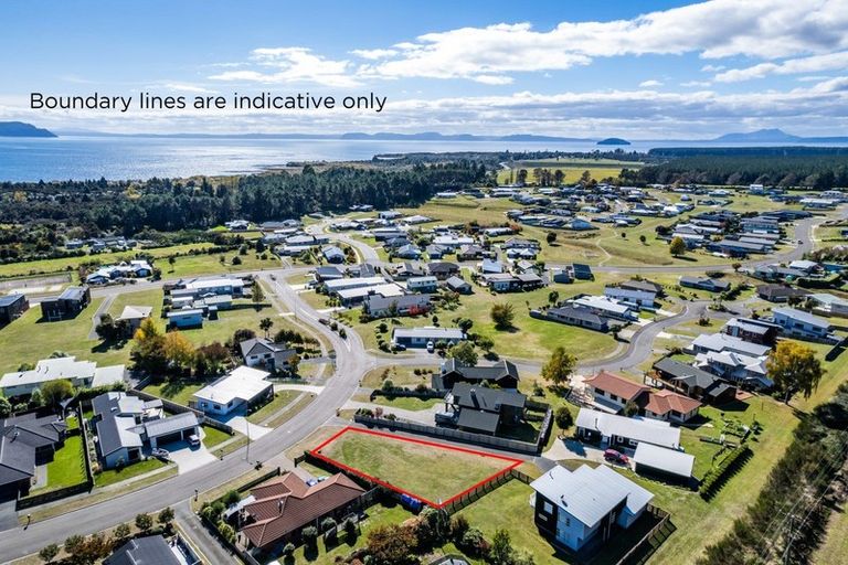 Photo of property in 105 Kahotea Drive, Motuoapa, 3382