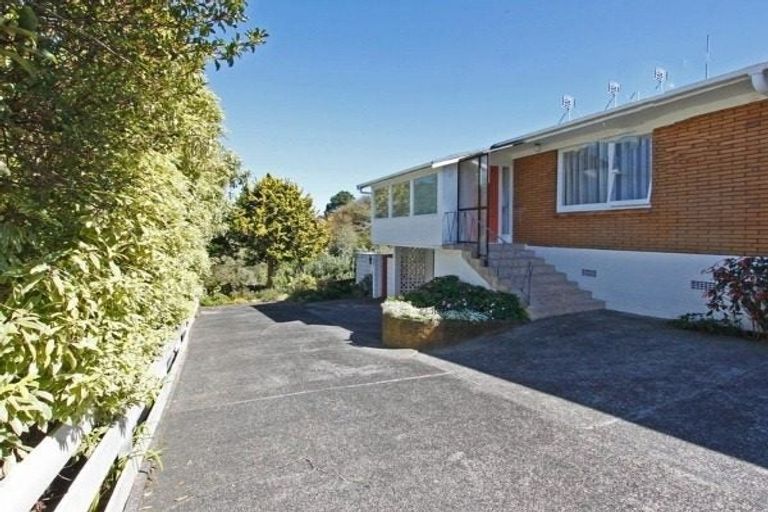 Photo of property in 2/9 Roseburn Place, Pakuranga, Auckland, 2010