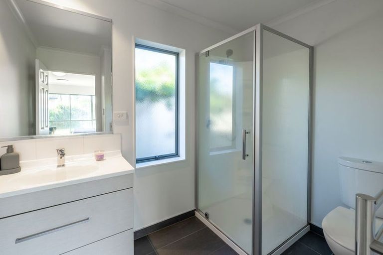 Photo of property in 19 Crichton Terrace, Mount Maunganui, 3116