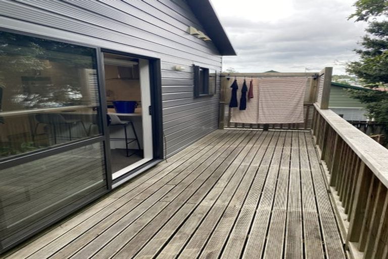 Photo of property in 57 Sunvue Road, Glen Eden, Auckland, 0602