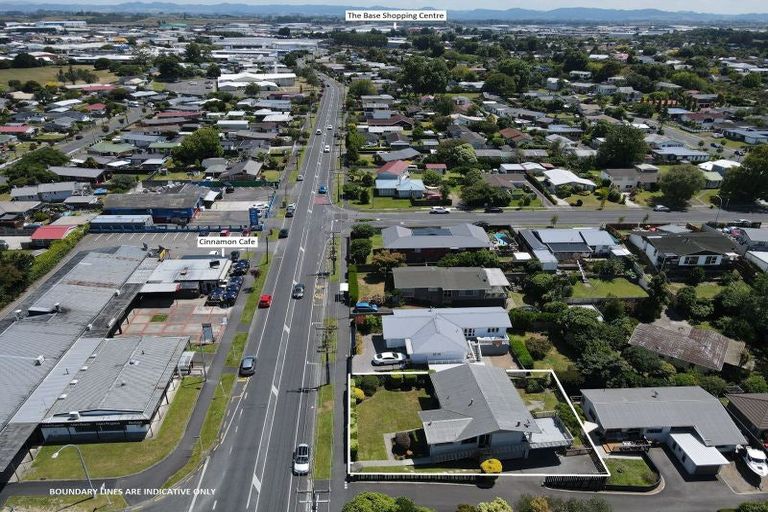 Photo of property in 198 Sandwich Road, St Andrews, Hamilton, 3200