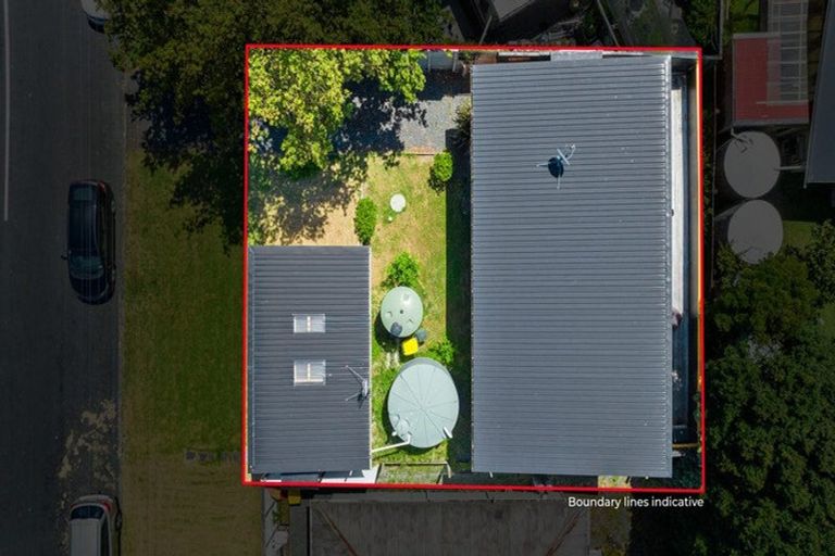 Photo of property in 21 Cumberland Street, Leigh, 0985