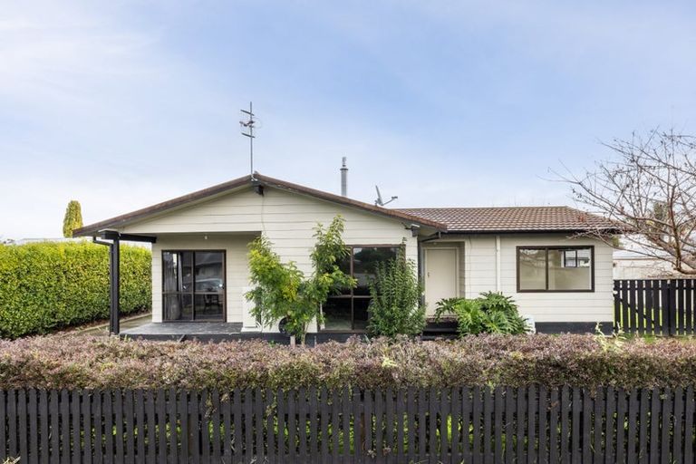 Photo of property in 905 Collinge Road, Mayfair, Hastings, 4122