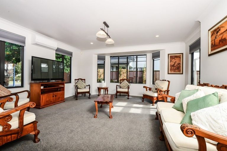 Photo of property in 41 Nielsen Gardens, Rototuna, Hamilton, 3210