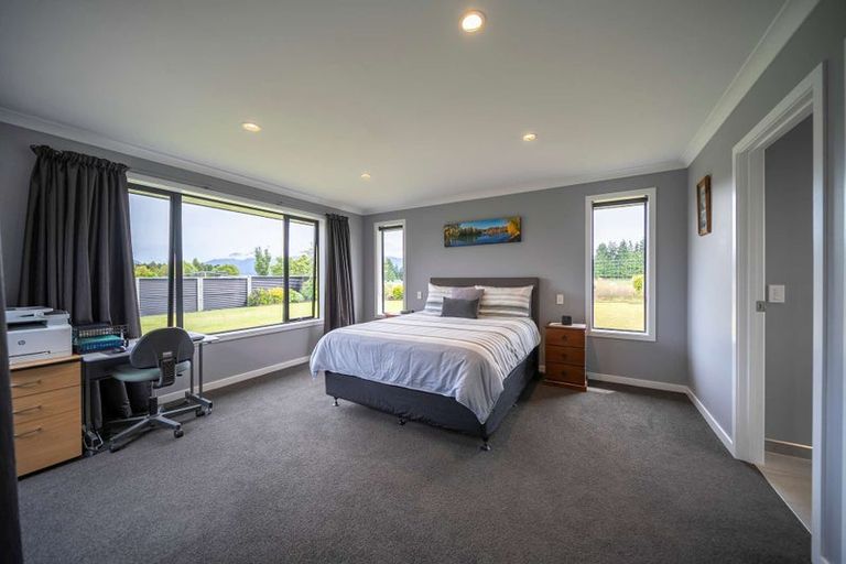 Photo of property in 27 Orbell Crescent, Te Anau, 9679