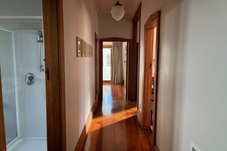 Photo of property in 2a Dawson Street, Berhampore, Wellington, 6023