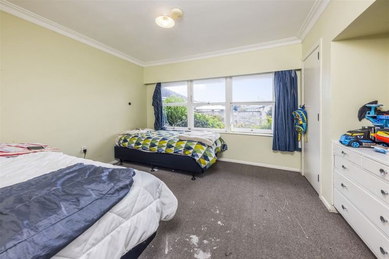 Photo of property in 24 Rollerson Street, Papakura, 2110