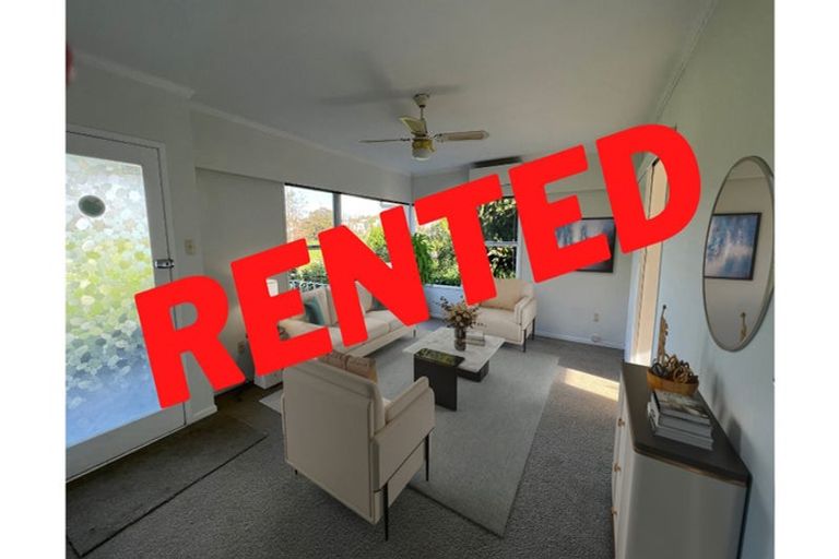 Photo of property in 3/7 Cheltenham Road, Devonport, Auckland, 0624