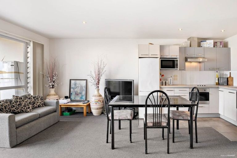 Photo of property in 86b Michael Jones Drive, Flat Bush, Auckland, 2019