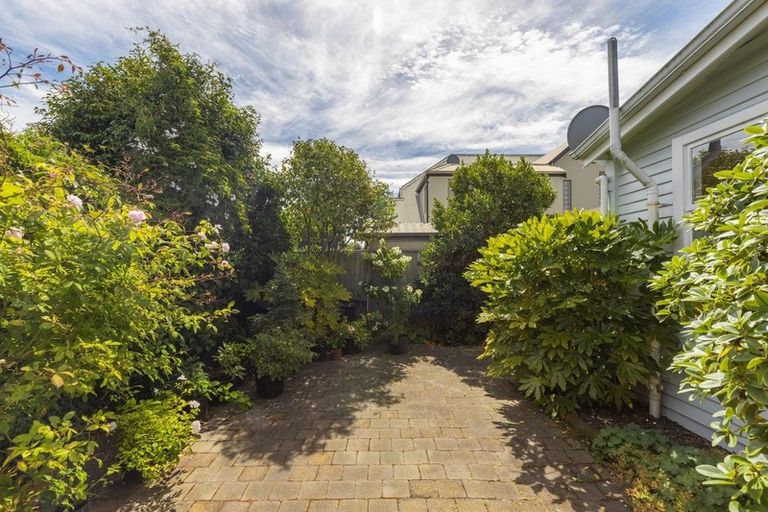 Photo of property in 25 Mays Road, St Albans, Christchurch, 8052