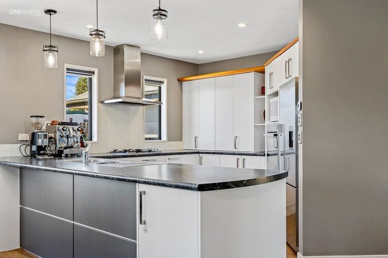 Photo of property in 37 Huria Lane, Woodend, 7610