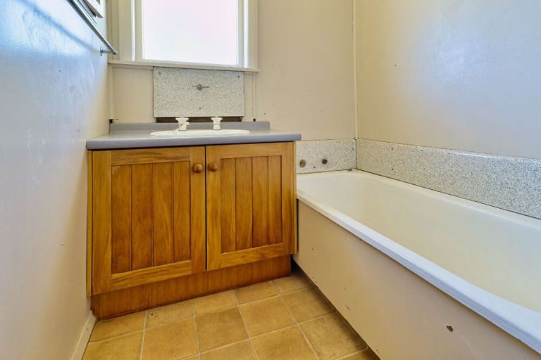 Photo of property in 26 Kelvin Road, Maraenui, Napier, 4110